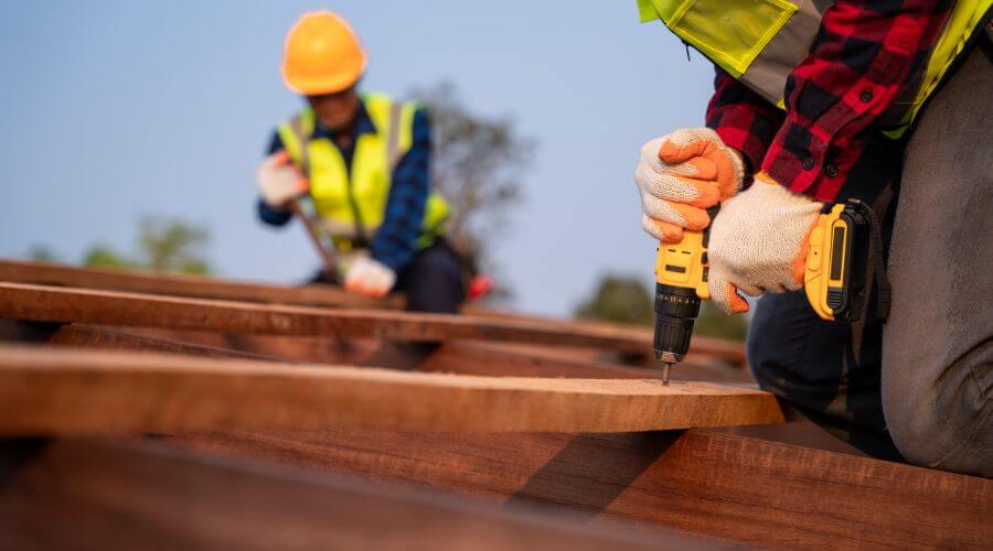 Expert Emergency Roof Repairs services in Eagleville, MO